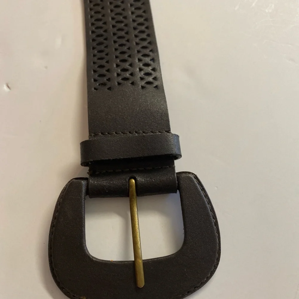 Chico’s dark brown leather belt.Size M/L is 42” long